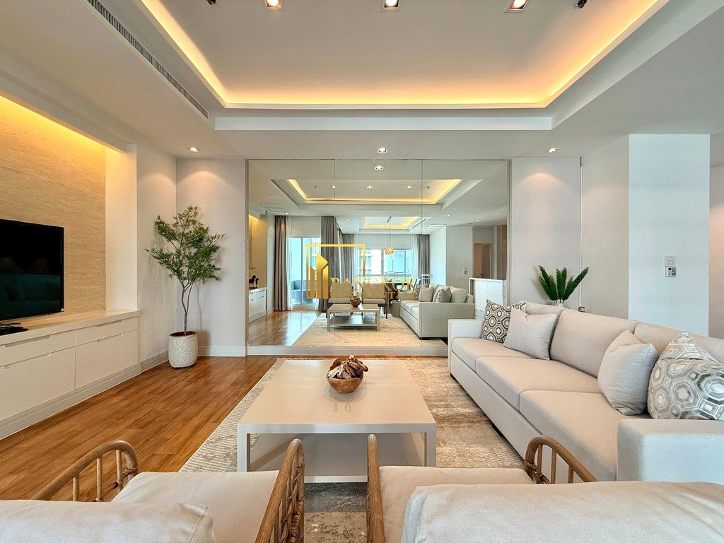 รูป Gorgeous 3 Bedroom Luxury Apartment For Rent in Phloenchit - BR21412AP - รูปที่ 1/42
