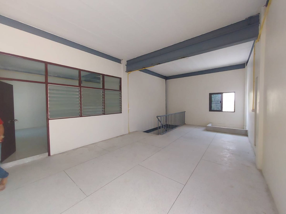 picture For rent Warehouse 3 stories usage 1,870 sqm. at Phuttabucha road - 5/10