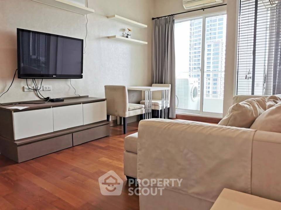 รูป คอนโด 1-ห้องนอน ที่ ไอวี่สาทร 10 ใกล้ BTS เซนต์หลุยส์ (ID 2449600) - รูปที่ 2/8