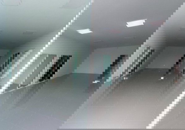 รูป ให้เช่าโกดังพร้อมสำนักงาน 3 ชั้น สร้างใหม่ ทำเล โคกขาม สมุทรสาคร / ใกล้ การไฟฟ้า โคกขาม / พื้นที่สีชมพู ขอใบอนุญาต ร.ง.4 ได้ - รูปที่ 7/10