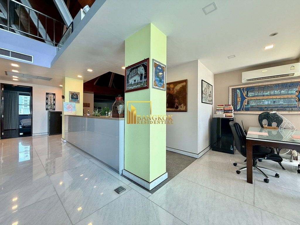 รูป Baan Saraan | Stylish 3 Bedroom Duplex Condo in Phrom Phong - BR4175CD - รูปที่ 23/49