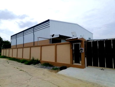 เช่าโรงงาน บางบัวทอง นนทบุรี :  ให้เช่าโกดัง พร้อมออฟฟิศ พร้อมบ้านพัก ย่านซอยลำโพ บางบัวทอง / ใกล้ร.ร.สารสาสน์ โกดังส่วนตัวมีรั้ว รถใหญ่เข้าได้