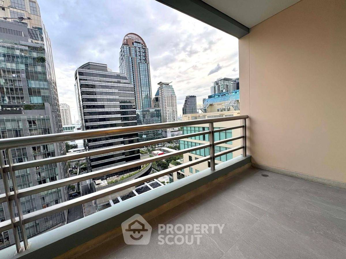 รูป คอนโด 3-ห้องนอน ที่ เดอะ รอยัล ศาลาแดง คอนโดมิเนียม ใกล้ MRT สีลม (ID 2599181) - รูปที่ 7/7