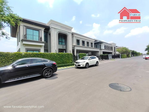 ให้เช่าบ้านคฤหาสน์สุดหรู 2ชั้น เนื้อที่ 153ตร.ว พื้นที่ใช้สอย 604ตร.ม 5ห้องนอน 6ห้องน้ำ ถนนพระราม 9 - กรุงเทพกรีฑา ราคาเช่า 450,000 บ/ด