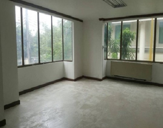 รูป  ให้เช่าอาคาร / Home Office 4.5 ชั้น ย่านทาวน์อินทาวน์ ถนนศรีวรา / แอร์ 7 เครื่อง / จอดรถ 7 คัน / เหมาะเป็นสำนักงาน จดบริษัทได้ - รูปที่ 10/11