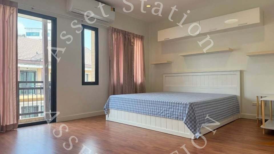 รูป ว่าง 📍ทาวน์โฮม 3 ชั้น 3 ห้องนอน กว้าง 170 ตารางเมตร Time Home : พระราม 9 - หัวหมาก - รูปที่ 2/21