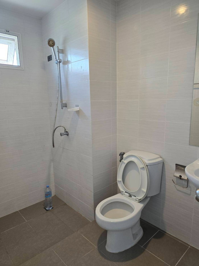 รูป 🎈📢ให้เช่า ทาวน์โฮม /โฮมออฟฟิตห้องมุม 3.5 ชั้น ติด ABAC บางนา โครงการเมทโทรบิซทาวน์ บรรยากาศสไตล์ยุโรป - รูปที่ 11/15