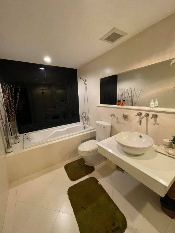รูป The Address Sukhumvit 42-2 Bed Rooms - รูปที่ 3/10