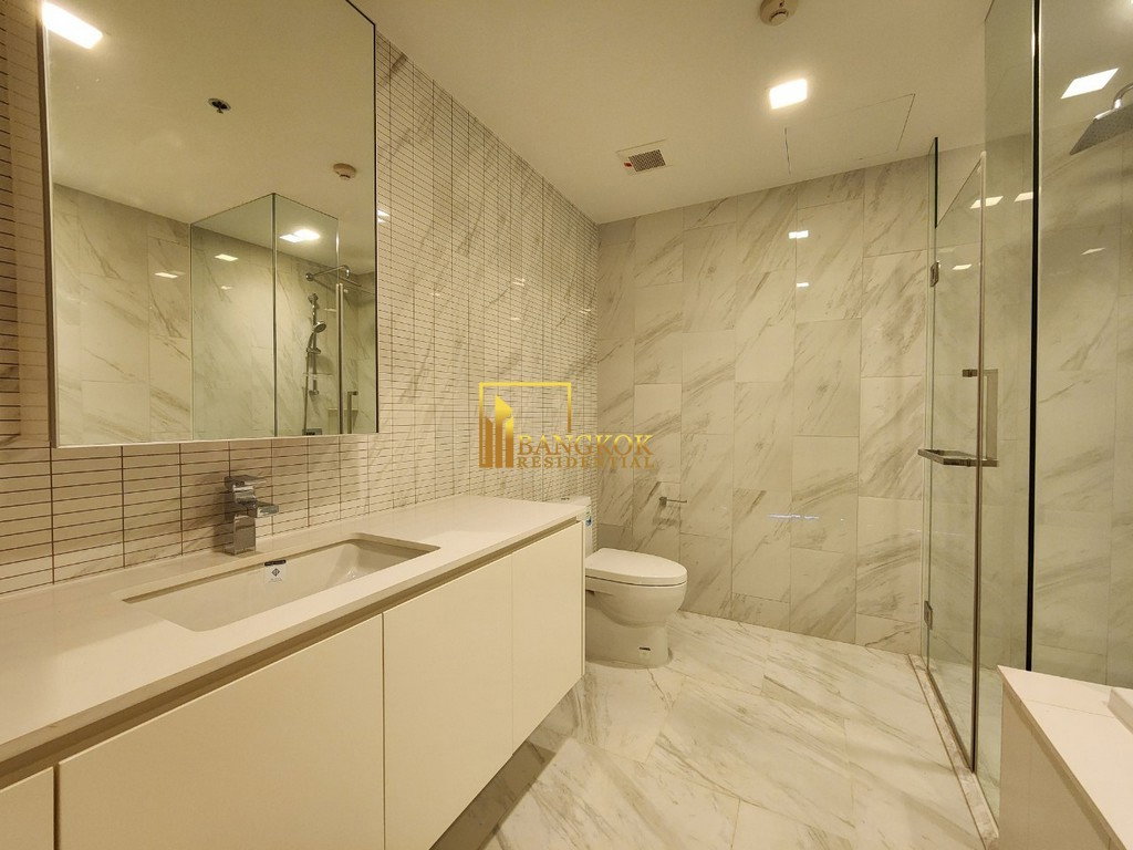 picture Hyde Sukhumvit 11 | Remarkable 3 Bedroom Duplex Condo - BR16398CD - 16/41