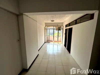 คอนโด BTS เพลินจิต : ขาย คอนโด 2 ห้องนอน ในโครงการ รื่นฤดี คอนโดมิเนียม 6143394