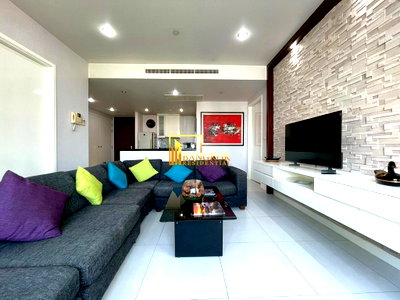 Condos for rent : Manhattan Chidlom | Modern 2 Bedroom Condo For Rent - BR4563CD