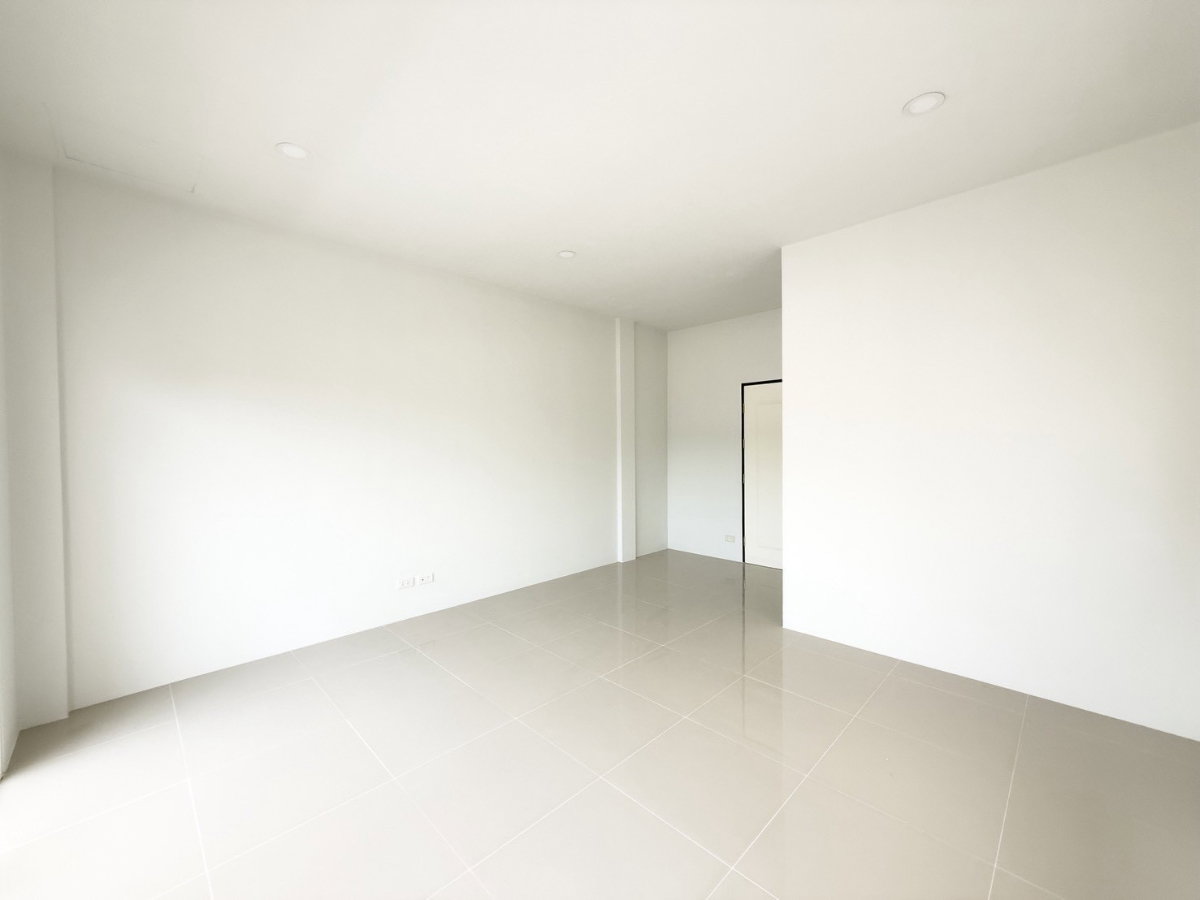 รูป 🏡🔥 บ้านใบหยก กะทู้ แปลงริม 💎✨ โปร่งโล่ง น่าอยู่ 💰 3.69 ลบ. - รูปที่ 26/33