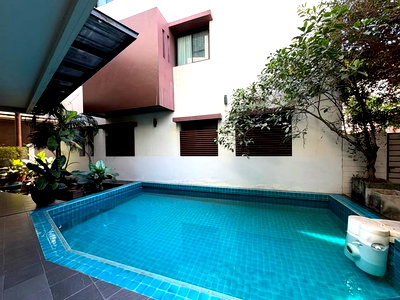 เช่าบ้านเดี่ยว สวนลุมพินี : HR3355ให้เช่าบ้าน Private Compound ใจกลางสุขุมวิท (พร้อมพงษ์) | 4 ยูนิตส่วนตัว บนเนื้อที่กว่า 229 ตร.ว.