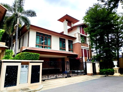 Twin houses for rent Tesco Lotus Extra Rama 4 : House for Rent at Baan Sansiri Sukhumvit 67 (HR6811006)