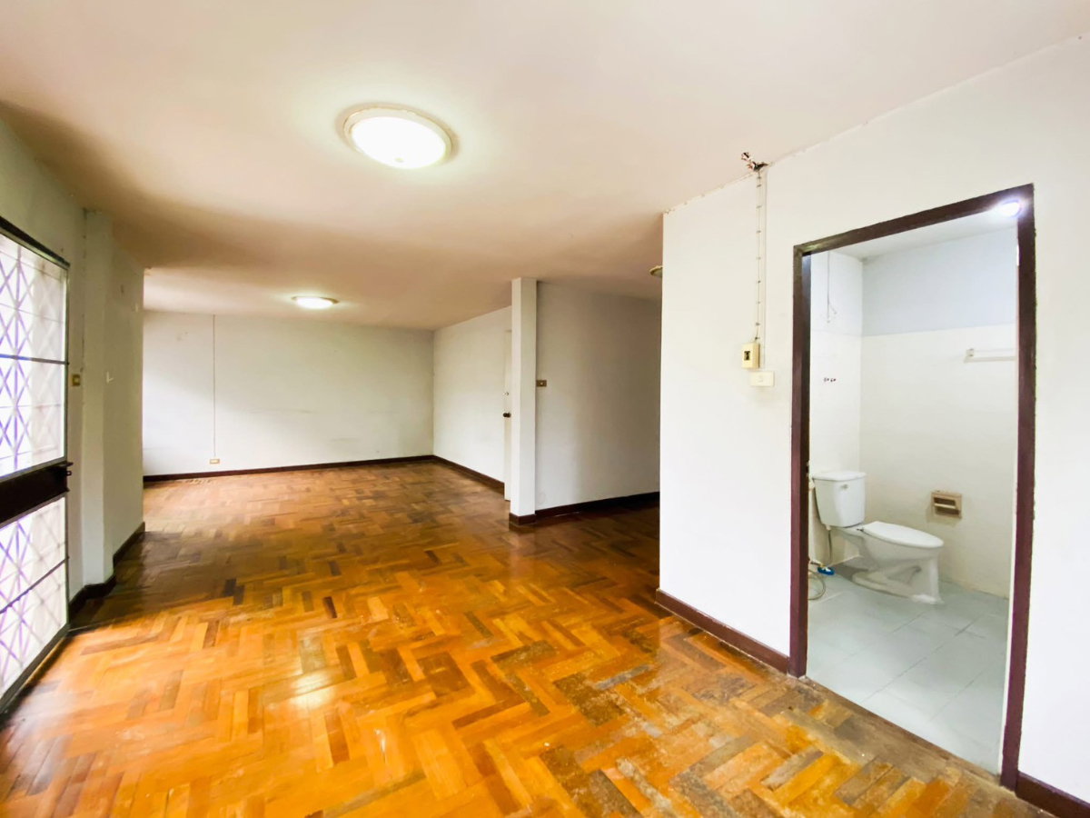 รูป ✨ ปล่อยเช่าโฮมออฟฟิศ/ทาวน์เฮาส์ 3 ชั้น ซอยปุณณวิถี 35 7 ห้องนอน 5 ห้องน้ำ พื้นที่ใช้สอยกว่า 280 ตร.ม. ใจกลางบางนา ✨พร้อมจดทะเบียนบริษัทได้ - รูปที่ 15/20