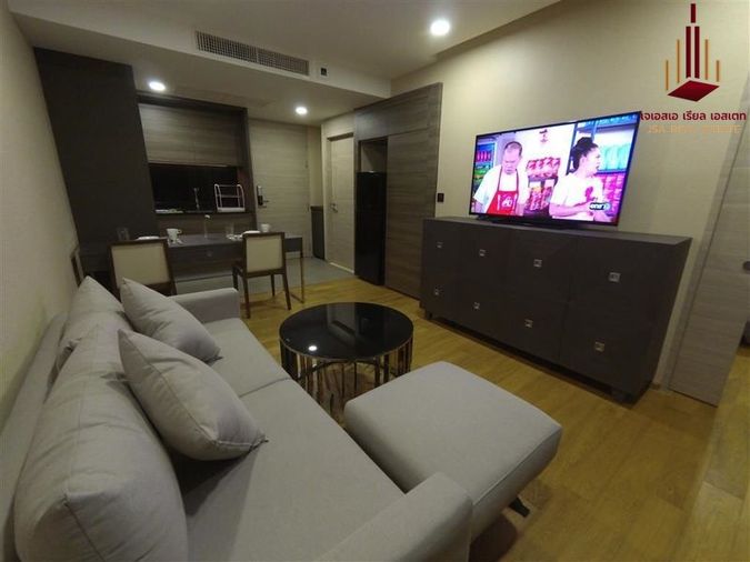 ให้เช่าคอนโด 1 ห้องนอน 45 ตร.ม. คลาส หลังสวน
