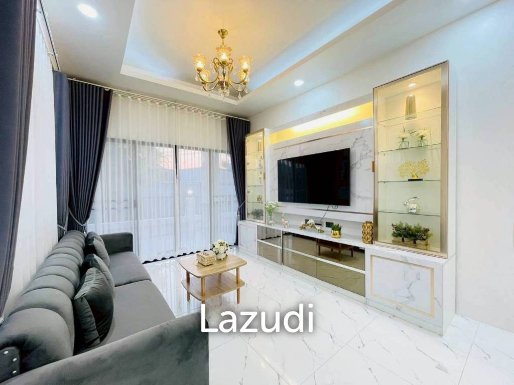 รูป ขายบ้านเดี่ยวสไตล์โมเดิร์น กว้างขวางและตกแต่งครบครัน - รูปที่ 3/20