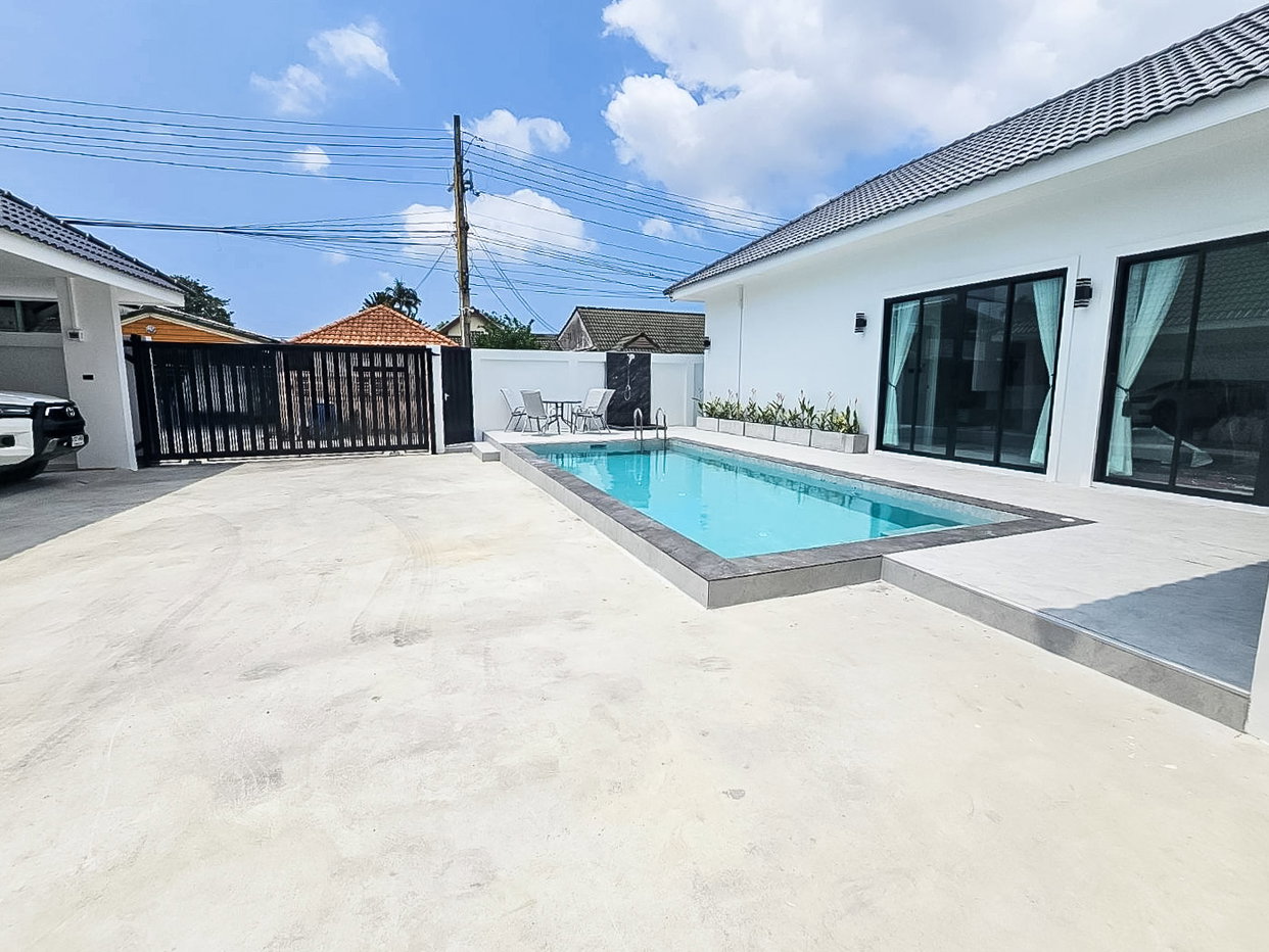 picture East Pattaya Pool Villa for Sale 4BR House Siam Country Club - 2/13