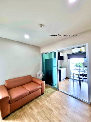 Condos for rent : (Posted by the owner)  very close to Bangkok University. (20 baht round trip by motorbike taxi) Be Condo project, Building A, corner unit.