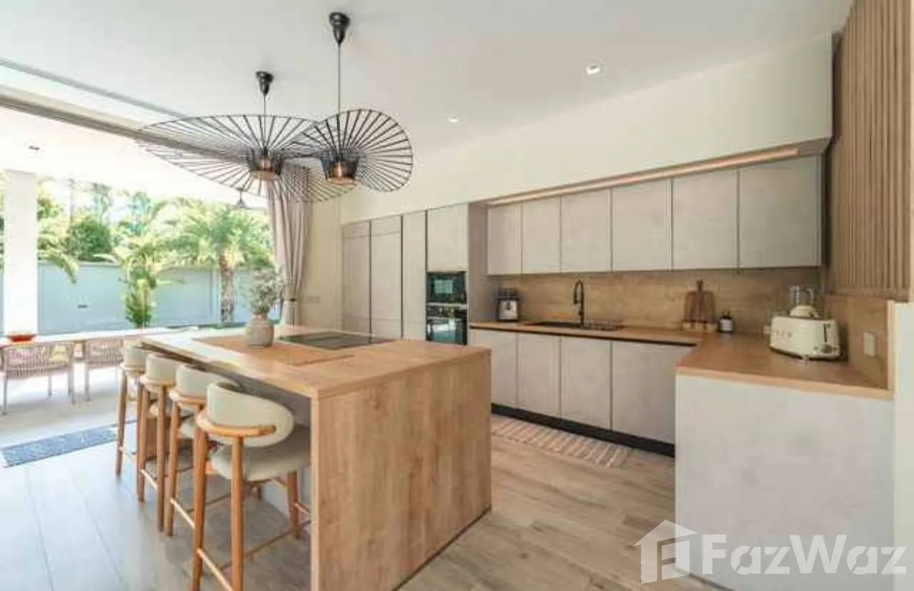 รูป วิลล่าให้เช่า 6 ห้องนอน ใน ราไวย์, ภูเก็ต 6113678 - รูปที่ 11/24