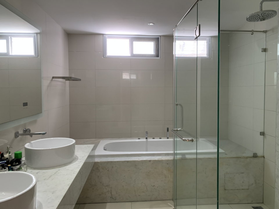 รูป คอนโดวิวทะเล 2 ห้องนอน ภูเก็ต – The View Luxury Condominium [U1393422] - รูปที่ 13/25
