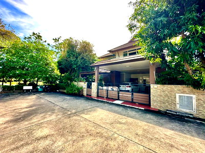 บ้านเดี่ยว ชลบุรี : บ้านเดี่ยวคุณภาพ ในโครงการเดอะบูเลอวาร์ด ศรีราชา พร้อมเข้าอยู่