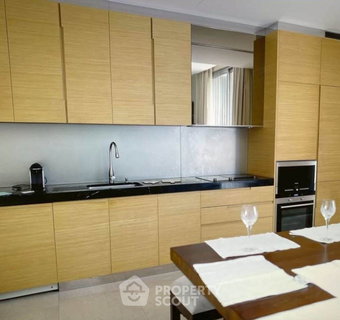 คอนโด 2-ห้องนอน ที่ ศาลาแดง เรสซิเด้นซ์ คอนโดมิเนียม ใกล้ MRT สีลม (ID 2365262)