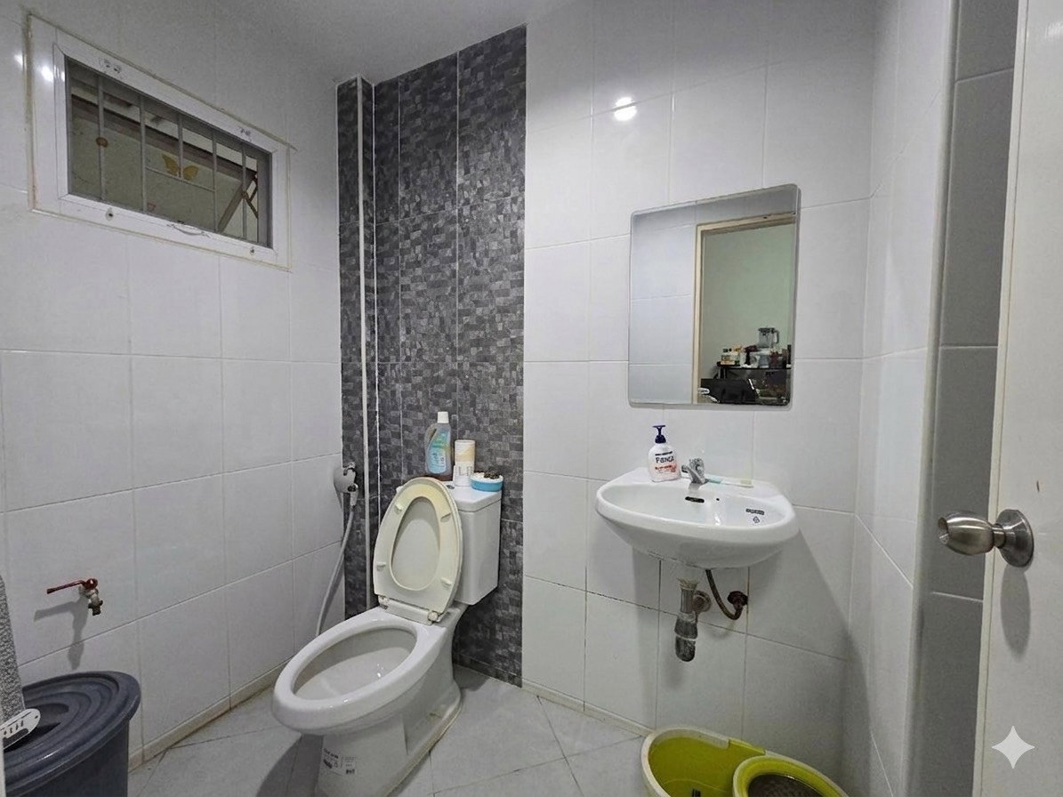 รูป ขายด่วน!!! ขายขาดทุน >>ราคา 1.55 ลบ. (ค่าโอนที่ดินคนละครึ่ง) ราคาประเกินไม่ต่ำกว่า 2 ล้าน - รูปที่ 7/7