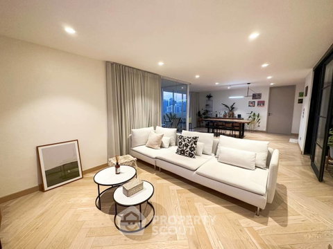 2-BR Condo at D.S. Tower 2 Sukhumvit 39 Condominium near MRT Sukhumvit (ID 2762027)