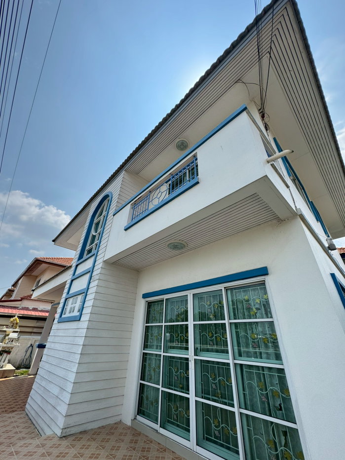 picture Two-story detached house, corner unit, convenient transportation. - 5/36
