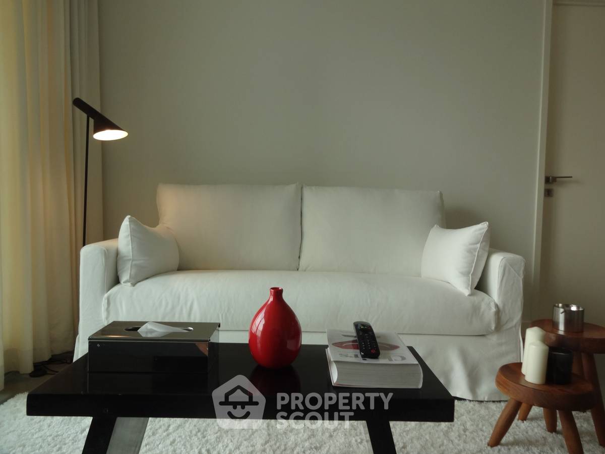 รูป คอนโด 2-ห้องนอน ที่ เดอะ รูม สาทร-ตากสิน ใกล้ BTS โพธิ์นิมิตร (ID 2763831) - รูปที่ 2/9