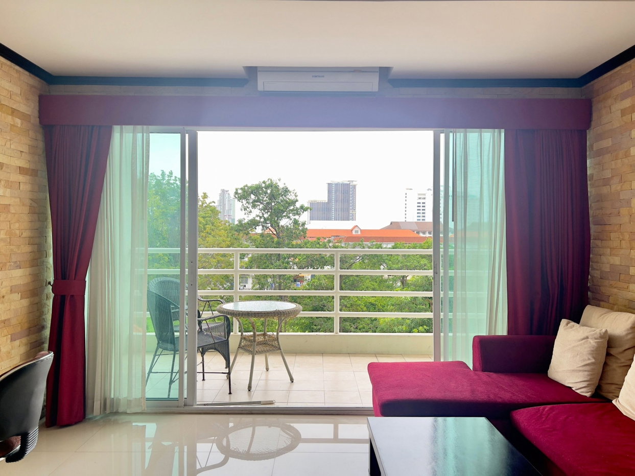 รูป Large Studio Condo for Rent in Jomtien Pattaya at View Talay 5D - รูปที่ 1/17