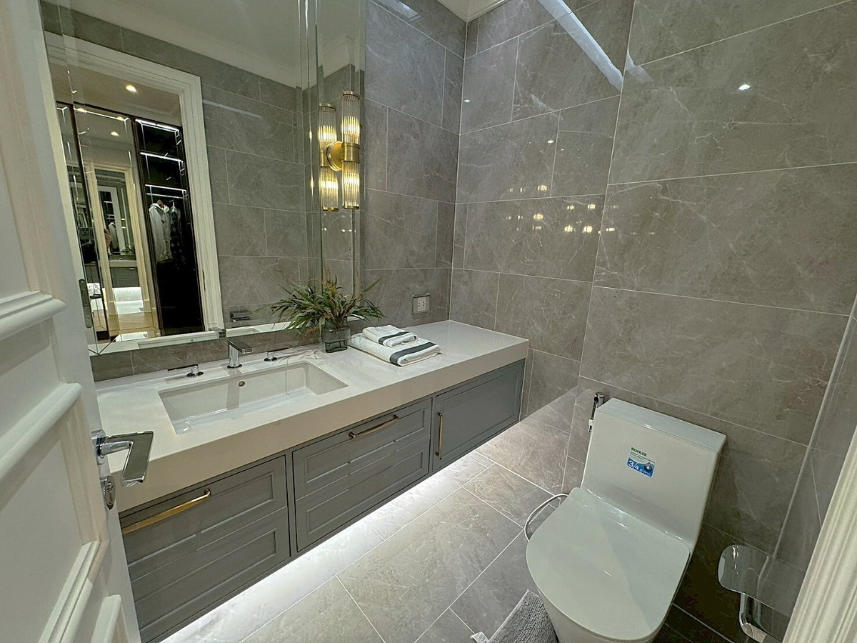 รูป 🏡 บ้านเดี่ยวหรู 4 ชั้น สร้างใหม่ สภาพ 100% ดีไซน์โมเดิร์น ตกแต่งครบ พร้อมเข้าอยู่ – ทำเลเอกมัย ** NO CO-AGENT ** - รูปที่ 11/20