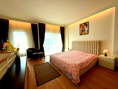 เช่าทาวน์โฮม ม.สยาม : 🏡 ทาวน์โฮมรีโนเวทใหม่ให้เช่า | 3 ห้องนอน ย่านกัลปพฤกษ์–สาทร ✨