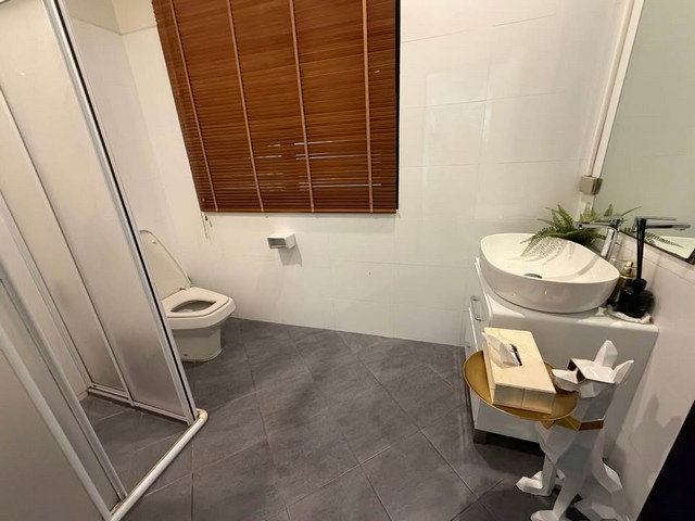 รูป HR3355ให้เช่าบ้าน Private Compound ใจกลางสุขุมวิท (พร้อมพงษ์) | 4 ยูนิตส่วนตัว บนเนื้อที่กว่า 229 ตร.ว. - รูปที่ 5/13