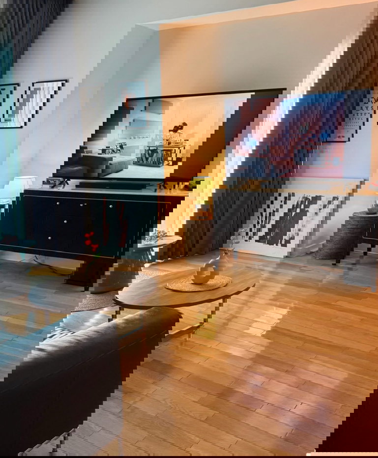 picture Millennium                    Residence  - 4/14