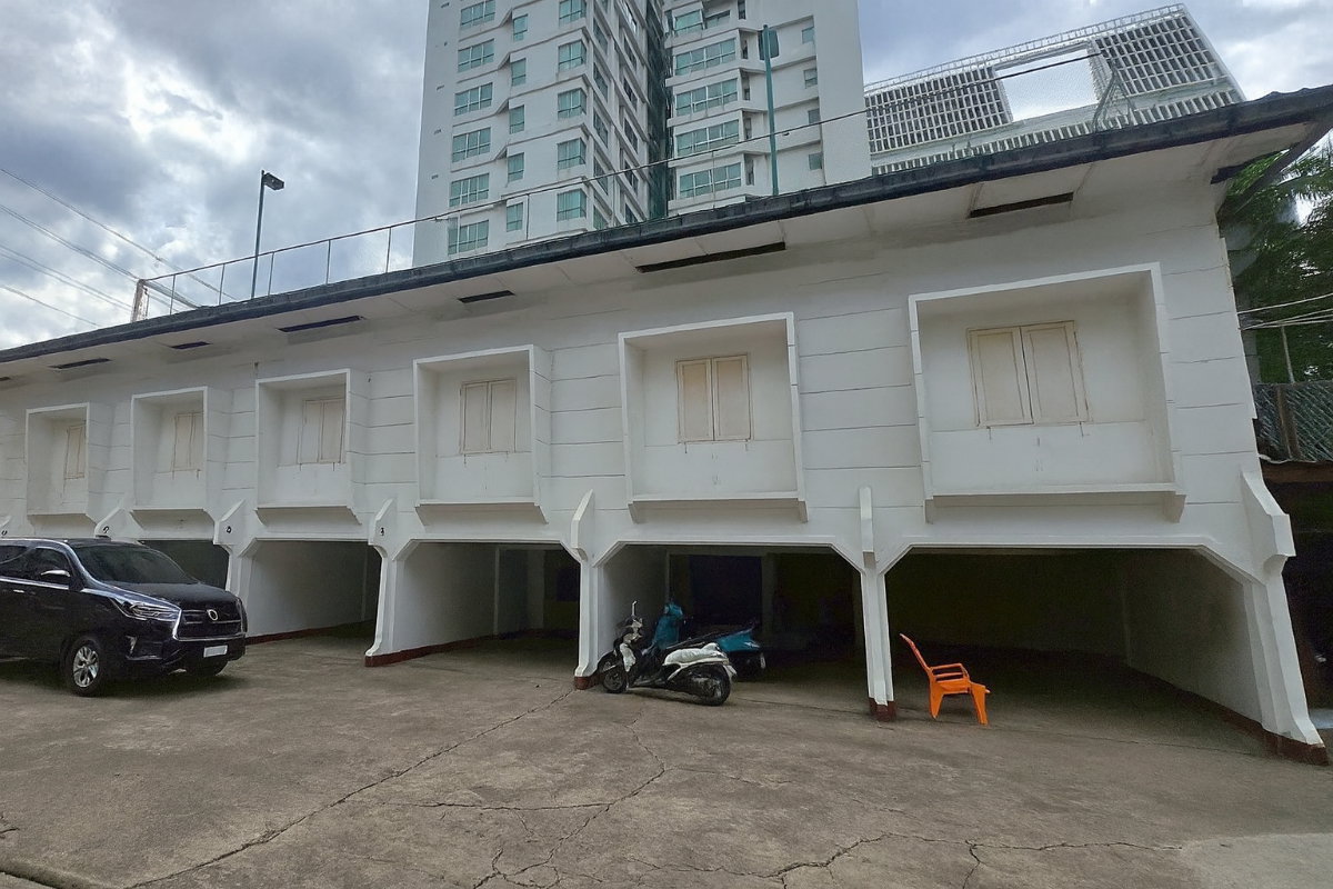 รูป 🏢 ให้เช่าอาคารพร้อมที่ดินแปลงใหญ่ เพลินจิต เหมาะทำธุรกิจทุกประเภท ** NO CO-AGENT ** - รูปที่ 2/8