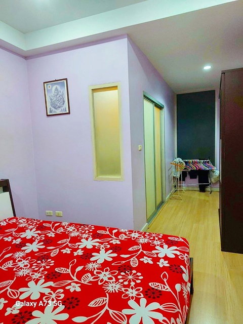 รูป ทาวน์โฮม 3ชั้น 3นอน อ่อนนุช ARLบ้านทับช้าง 900ม. สุขุมวิท77 วัดกระทุ่มเสือปลา 20ตร.ว. 230ตร.ม. ทำเลอ่อนนุช ประเวศ ตลาดเอี่ยมสมบัติ 2 กม. - รูปที่ 5/8