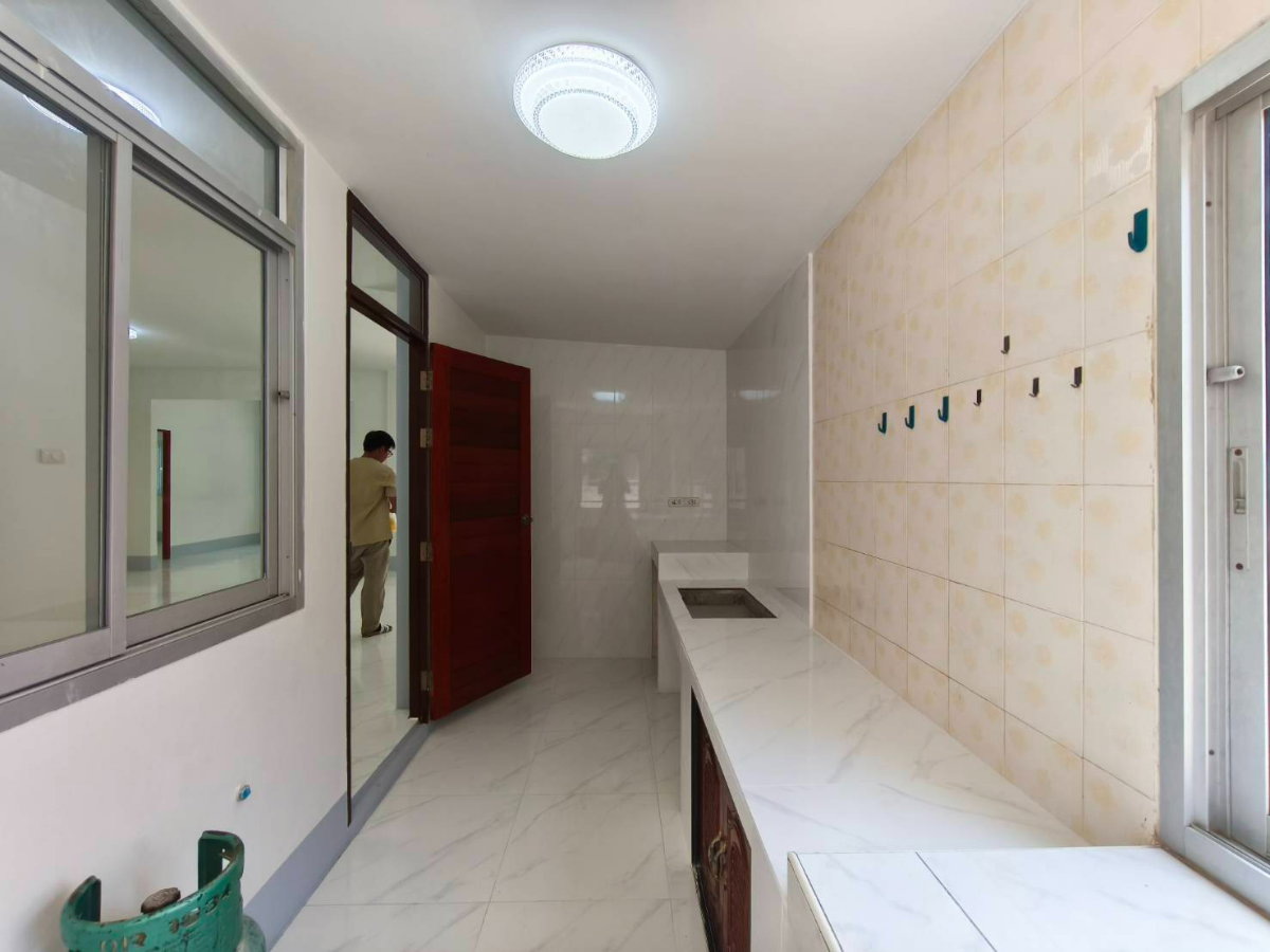 รูป ขายบ้านเดี่ยว 4 ห้องนอน พื้นที่ พัทยา - รูปที่ 20/22