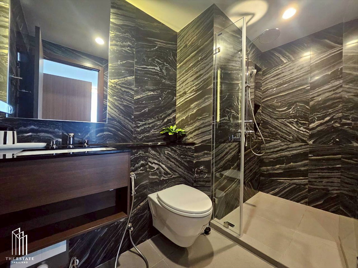 รูป For rent Whizdom The Forestias (Destinia) ห้องแบบ Duplex 2 ชั้น วิวโล่ง โซนชานเมืองสบายตา @130,000 Baht - รูปที่ 9/23