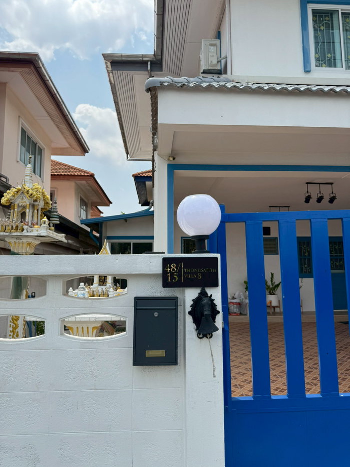 picture Two-story detached house, corner unit, convenient transportation. - 2/36