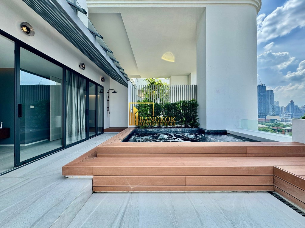 รูป Crystal Garden | Stunning 2 Bed Duplex Condo in Sukhumvit Area - BR19341CD - รูปที่ 9/45