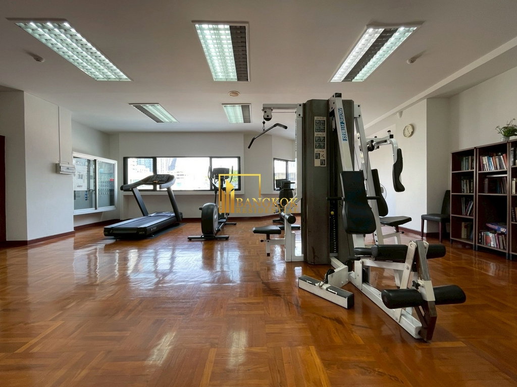 รูป Sukhumvit Park | Great Value 3 Bedroom Condo in Nana Area - BR16066CD - รูปที่ 26/33