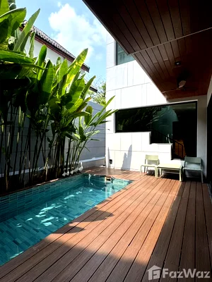 เช่าบ้านเดี่ยว กรุงเทพมหานคร : บ้านเดี่ยวให้เช่า 3 ห้องนอน ใน คลองตันเหนือ, กรุงเทพมหานคร 6139382