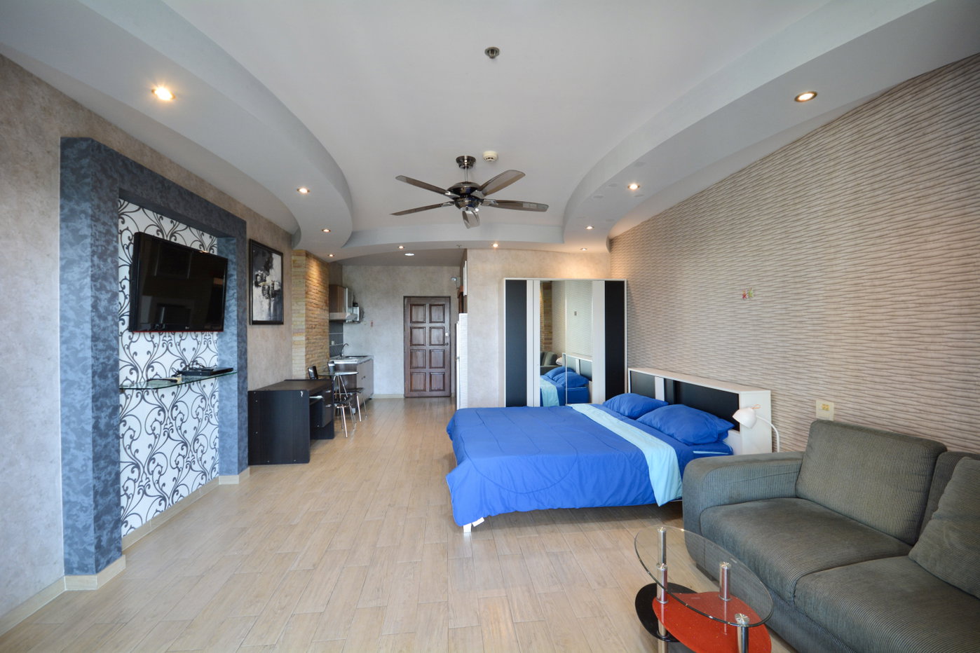 รูป Studio Condo for Rent in Jomtien Pattaya at View Talay 5D - รูปที่ 2/12