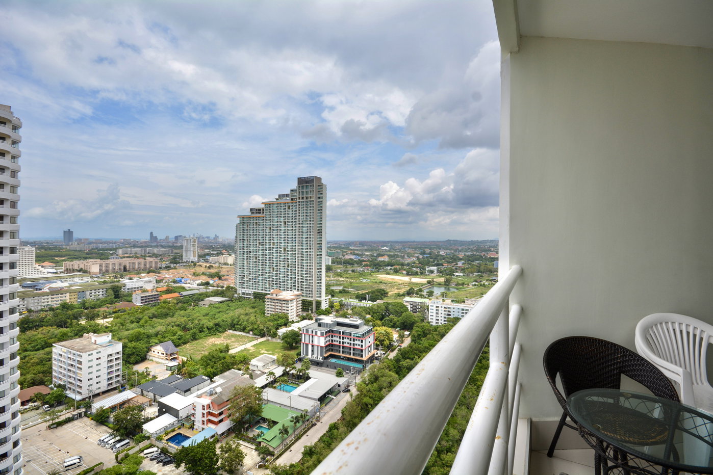 รูป Luxury Studio Condo for Rent in Jomtien Pattaya at View Talay 8 - รูปที่ 15/16