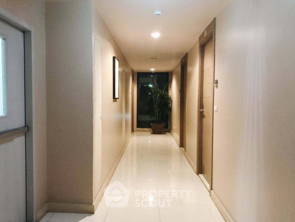 รูป คอนโด 1-ห้องนอน ที่ ไอดีโอ บลูโคฟ สาทร ใกล้ BTS วงเวียนใหญ่ (ID 627016) - รูปที่ 9/14