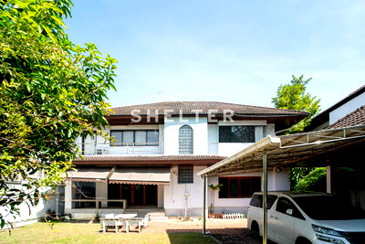 บ้านเดี่ยว รร.เตรียมอุดมศึกษาน้อมเกล้า  : "บ้านเดียว ยูนิตน้อย ติดถนนใหญ่ รามคำแหง" และ "ใกล้รถไฟฟ้าสายสีส้ม สถานีสัมมากร" เพียง 600 เมตร