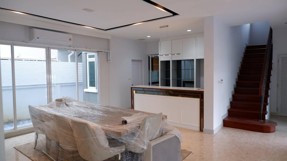 รูป เช่าบ้าน Grand Bangkok Boulevard Rama 9 - Srinakarin/แกรนด์ บางกอก บูเลอวาร์ด พระราม 9 - ศรีนครินทร์ (HR6810004)  ID Line : @baan88 - รูปที่ 2/10