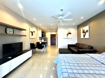 ขายคอนโด : Studio Condo for Sale in Jomtien Pattaya at View Talay 5D